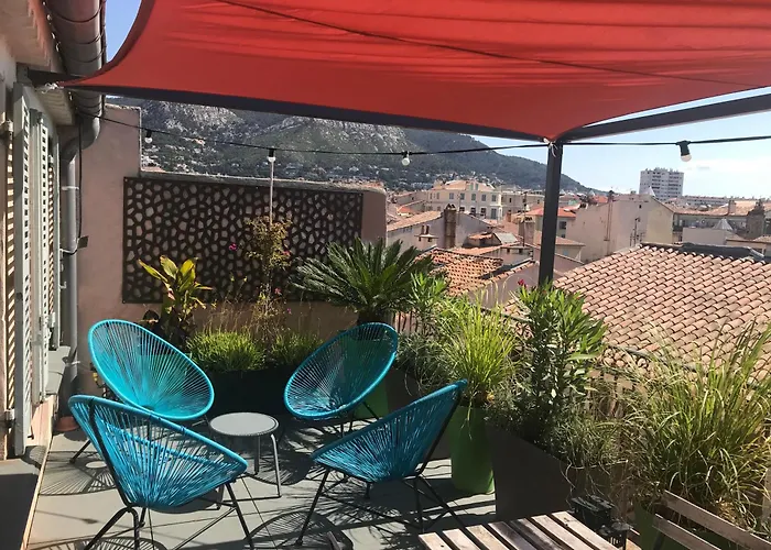 2 Pieces Avec Grande Terrasse - Centre De Toulon
