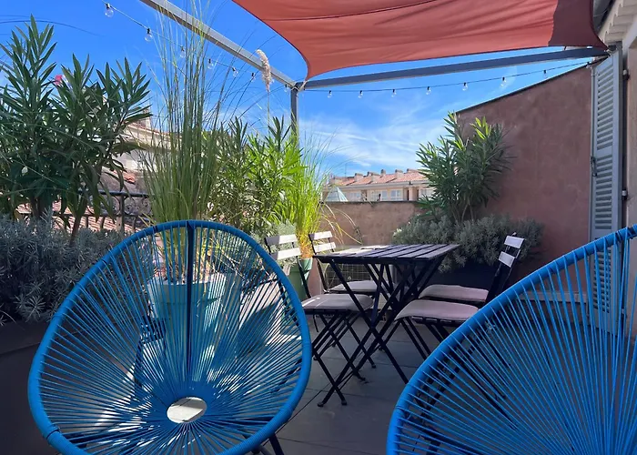 2 Pieces Avec Grande Terrasse - Centre De Toulon