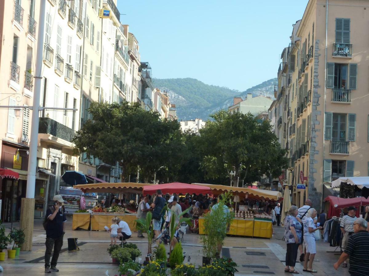 2 Pieces Avec Grande Terrasse - Centre De Toulon